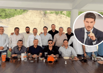 Contienda Política En Nuevo León - Vecinos Unidos